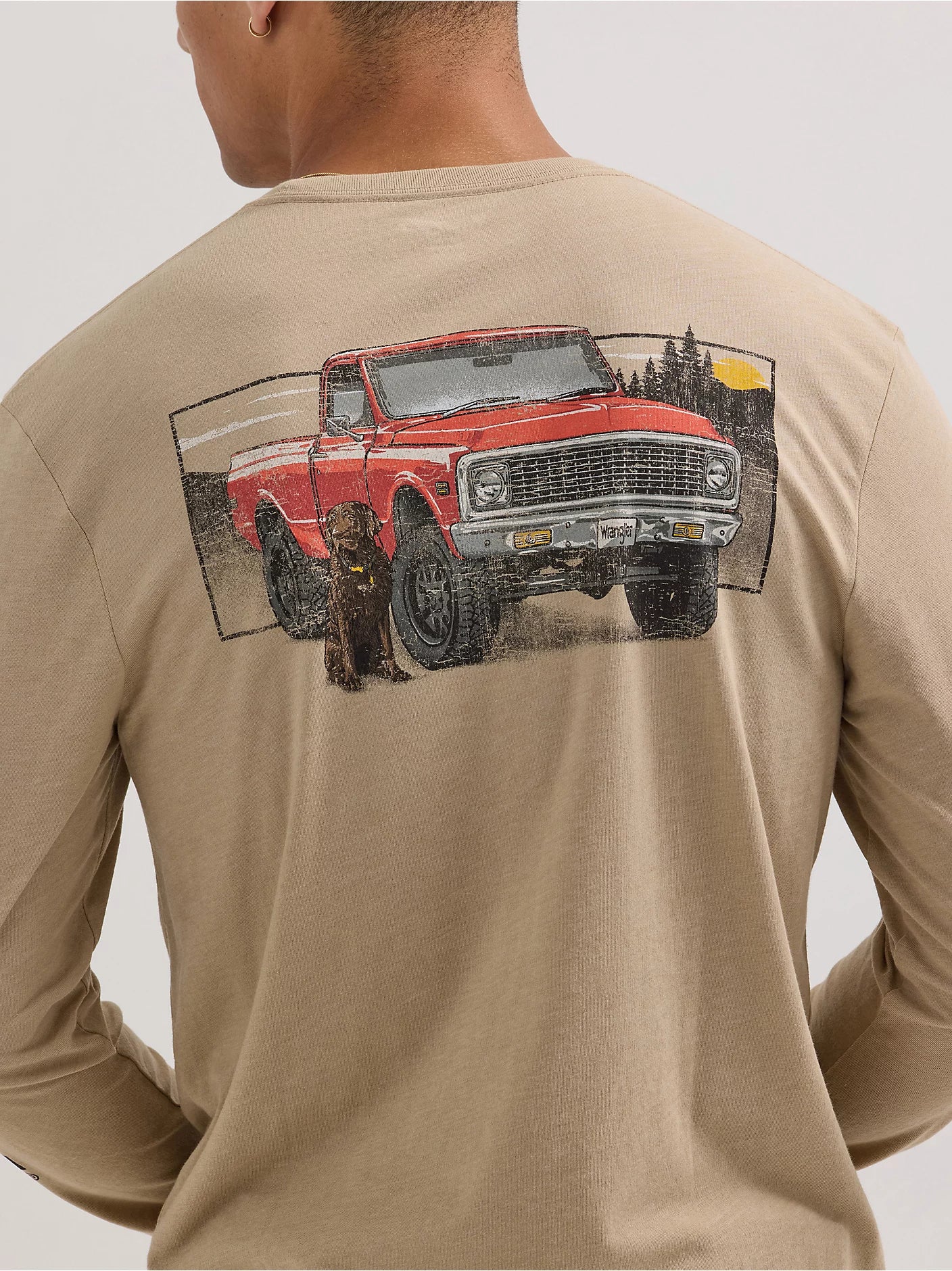 ◆Wrangler◆ Semi-over cartoon summer long sleeve t-shirt Wrangler - Men's Long Sleeve Tee Truck Back Graphic (S&XL