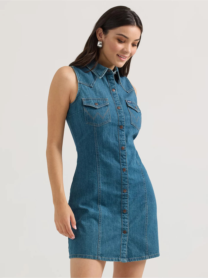 Wrangler - Women's Dress Sleeveless Denim Western Snap