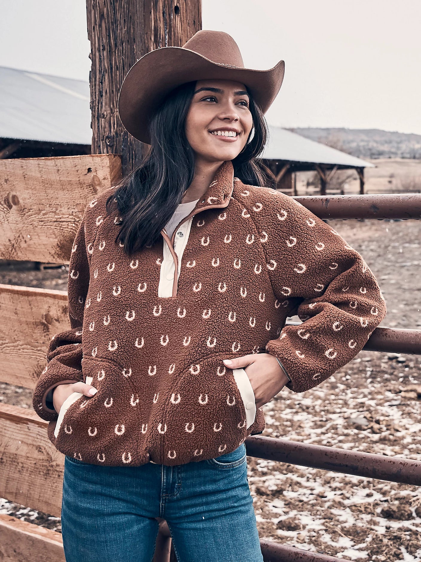 Wrangler - Women's Retro Americana Sherpa Snap Pullover