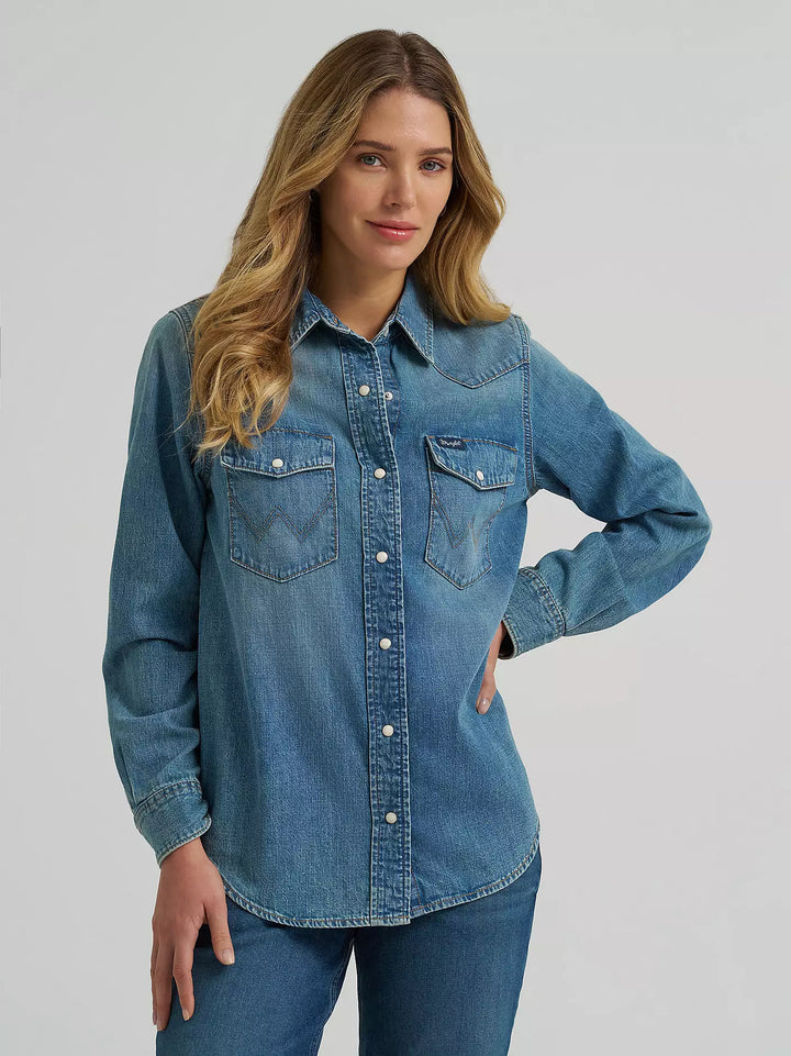 Wrangler - Women's Denim Snap Shirt - Tinted Denim