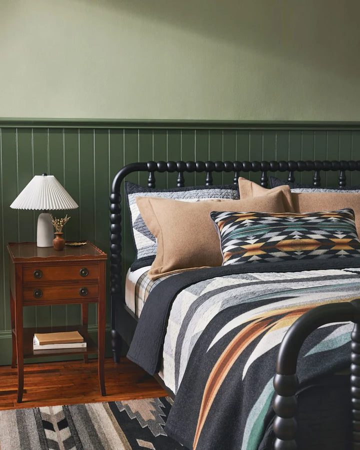 Pendleton Wyeth Trail Blanket Oxford