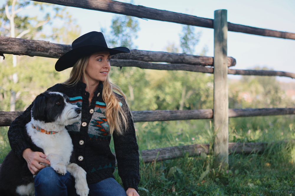 Lost Horizon - Brush Creek Women's Wool Knit Sweater - Onyx