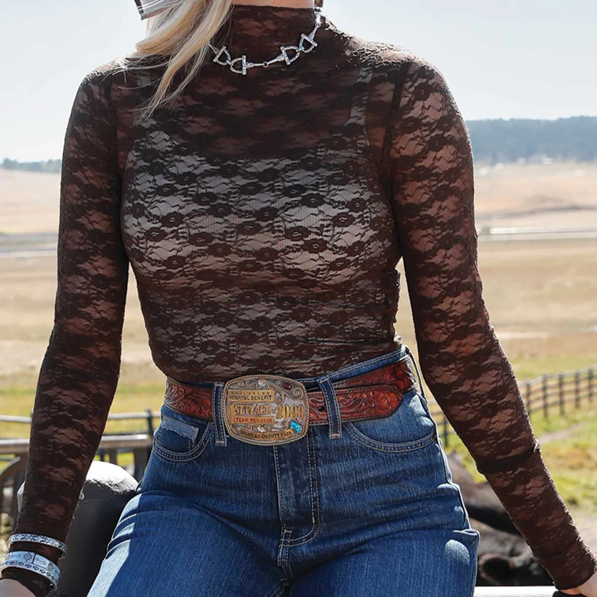 Cinch - Women's Long Sleeve Lace Top - Brown