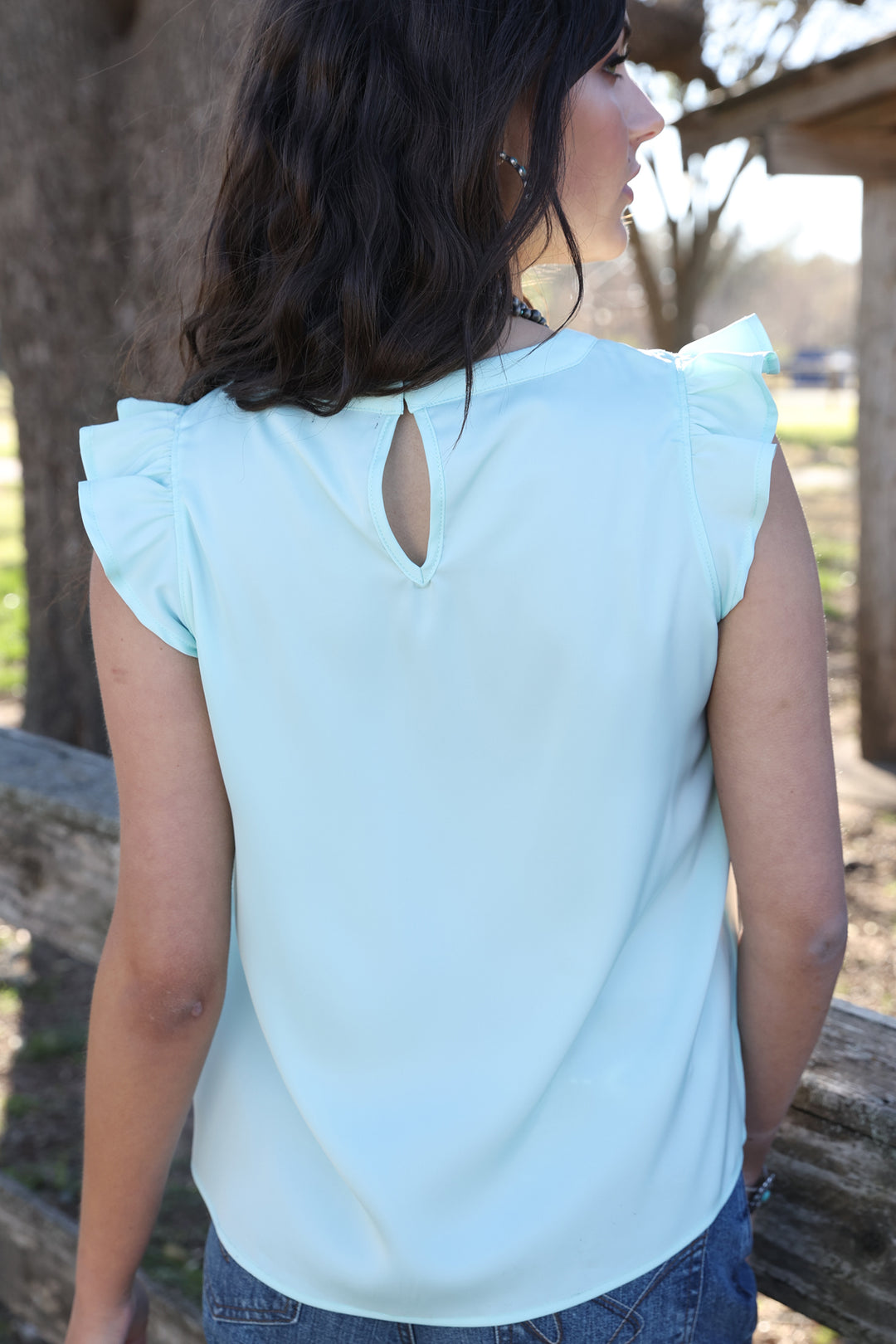 Cinch - Women's Matte Satin Short Sleeve Blouse w/ Ruffle Sleeves