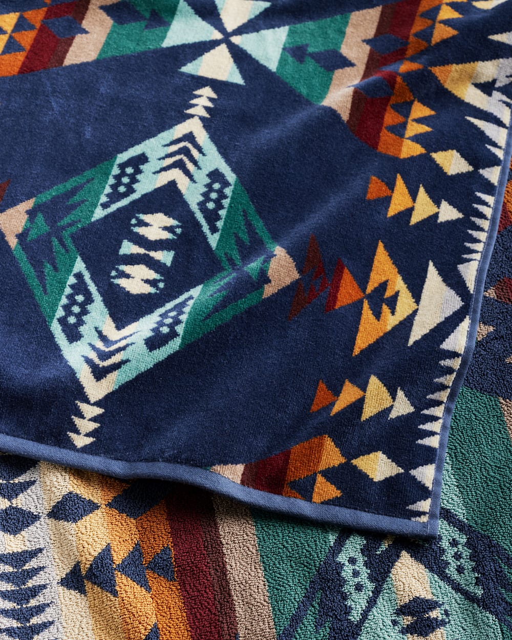 Pendleton Diamond Peak Spa Towel